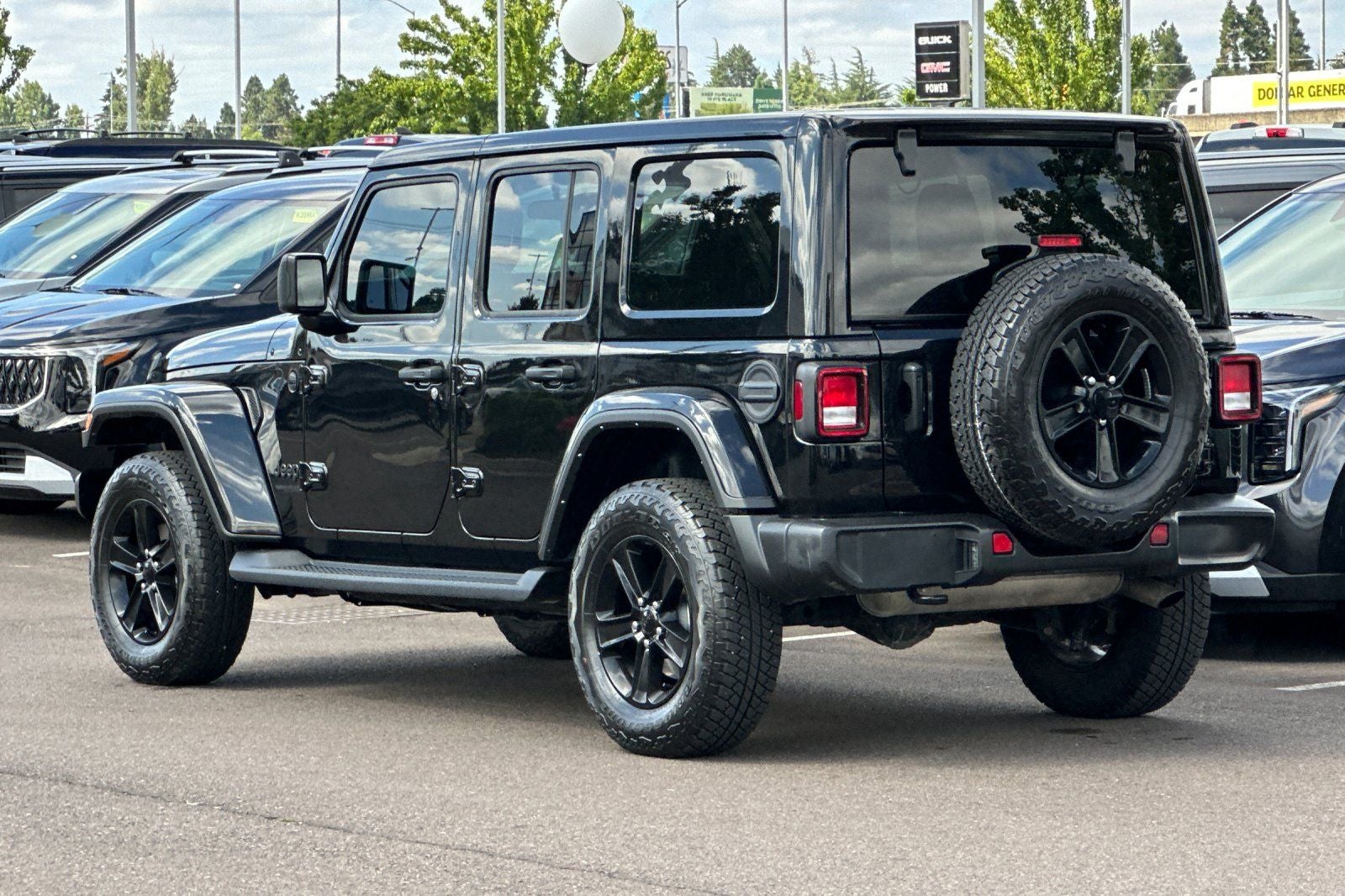 2021 Jeep Wrangler Unlimited Sahara Altitude