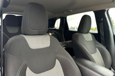 2017 Jeep Cherokee Sport