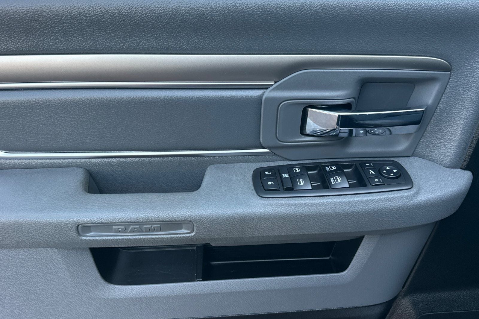 2019 RAM 1500 Classic SLT