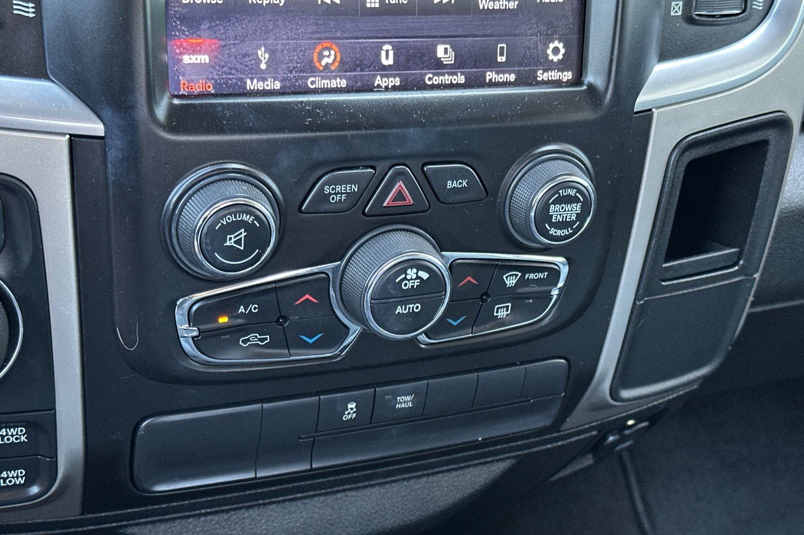 2019 RAM 1500 Classic SLT