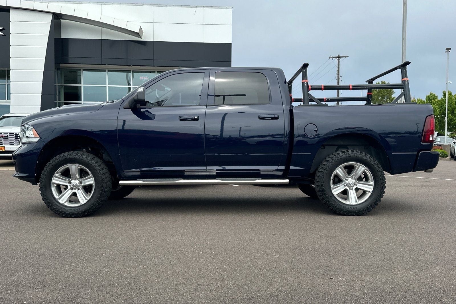 2016 RAM 1500 Sport