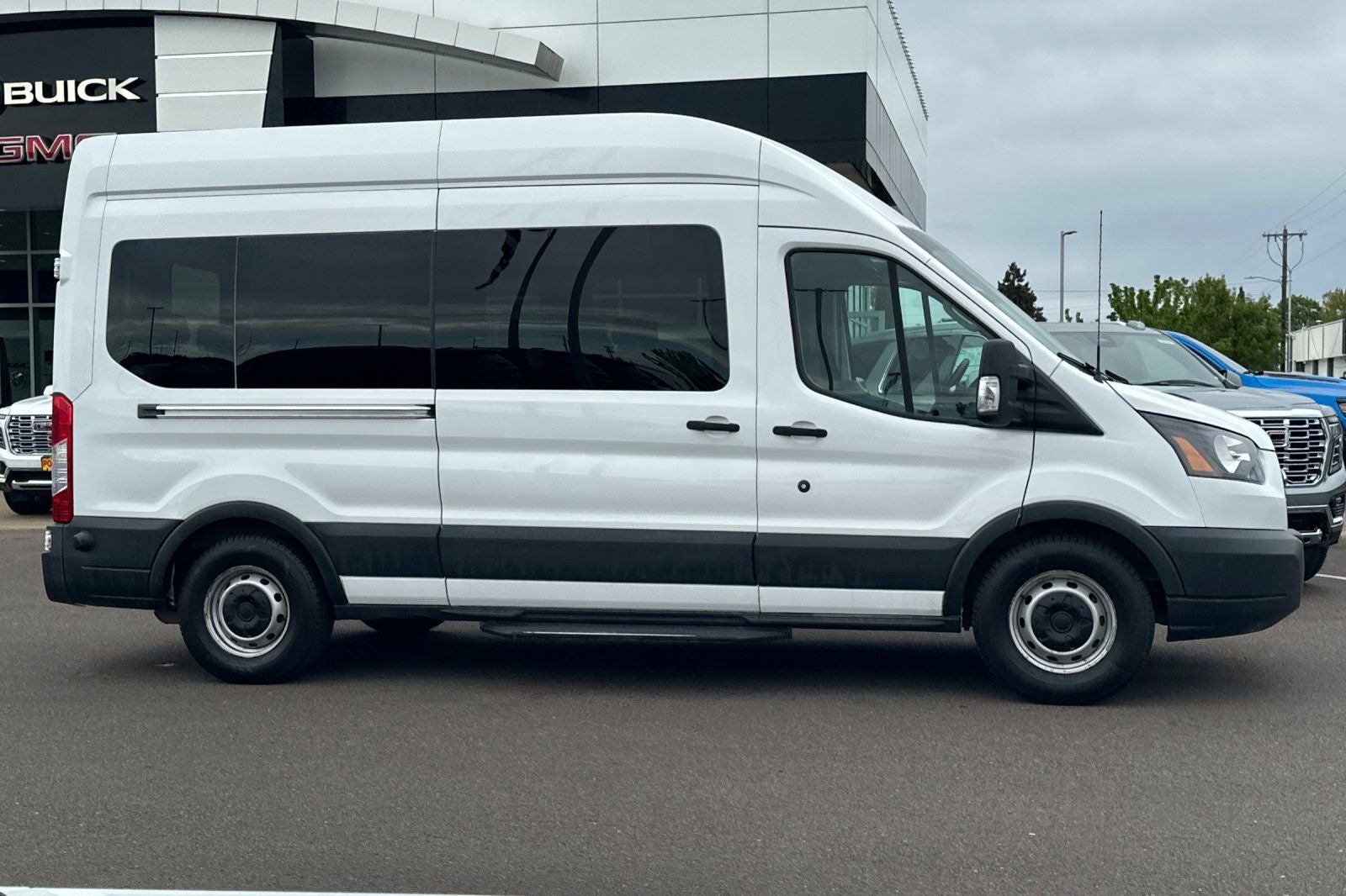 2017 Ford Transit-350 XL