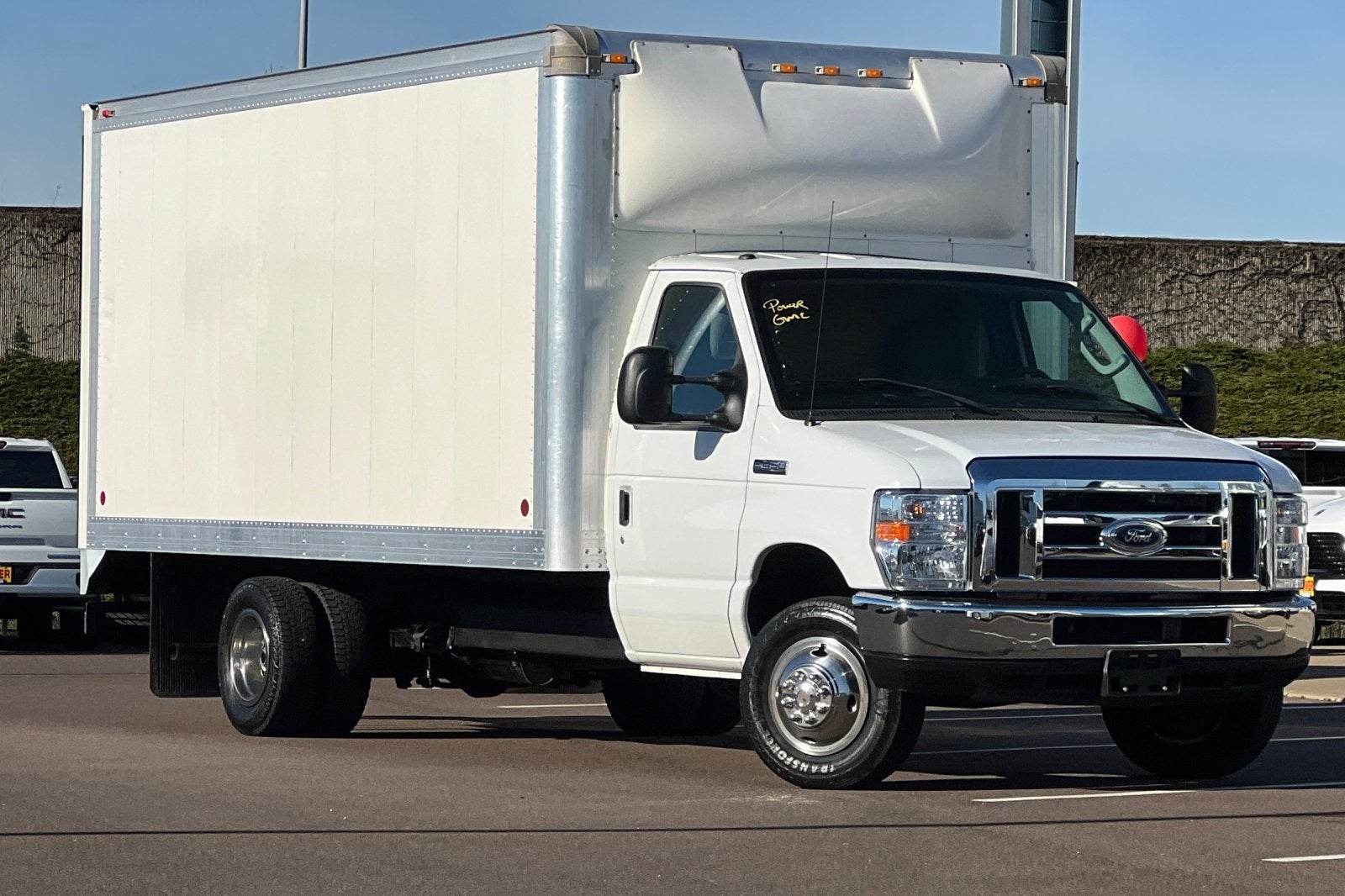 2018 Ford E-450SD Base DRW