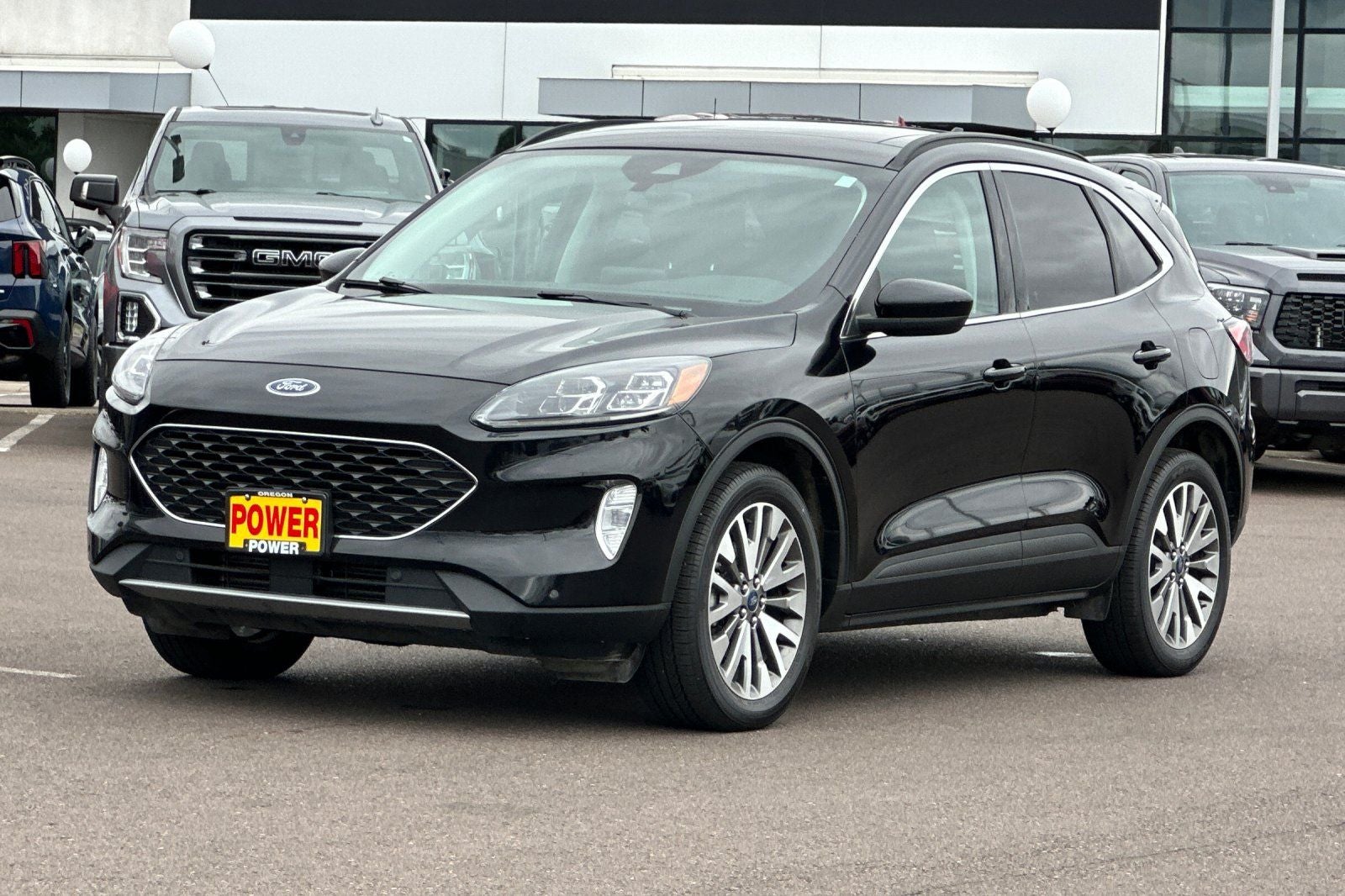 2022 Ford Escape Titanium