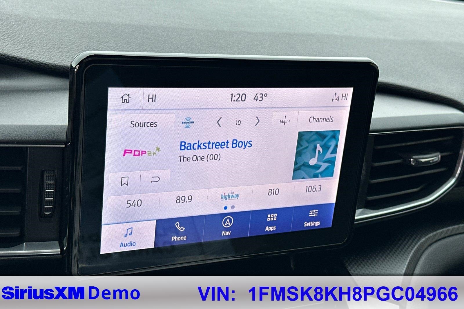 2023 Ford Explorer ST-Line