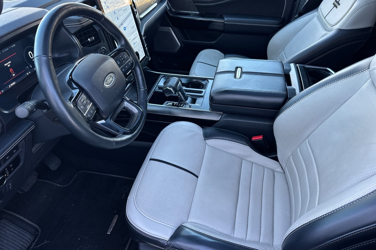 2023 Ford F-150 Lightning Platinum