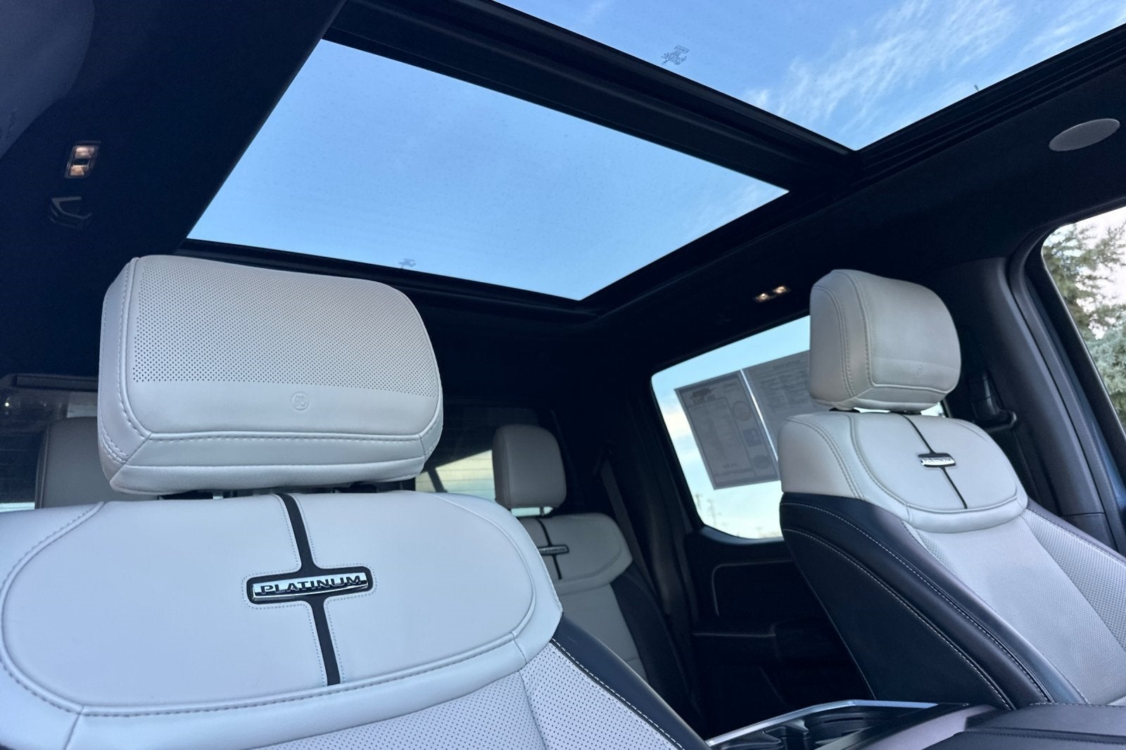 2023 Ford F-150 Lightning Platinum