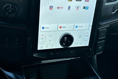 2023 Ford F-150 Lightning Platinum