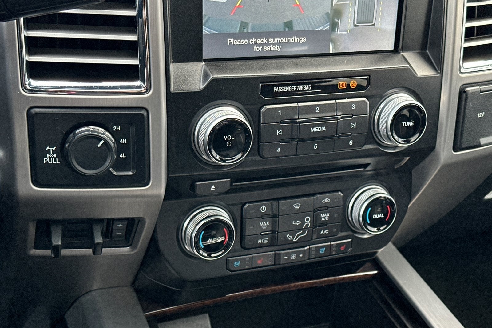 2017 Ford F-250SD Platinum