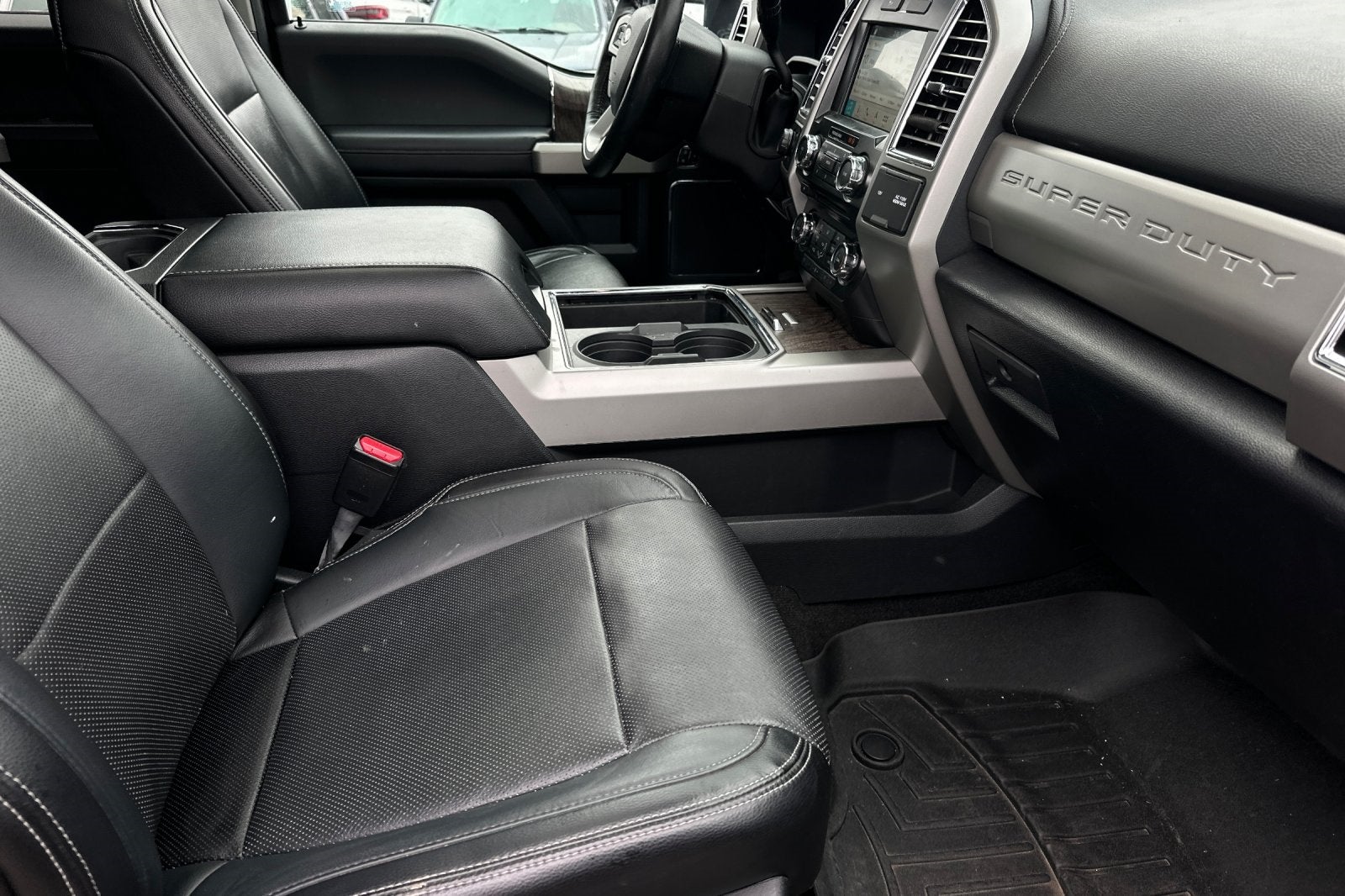 2017 Ford F-350SD Lariat