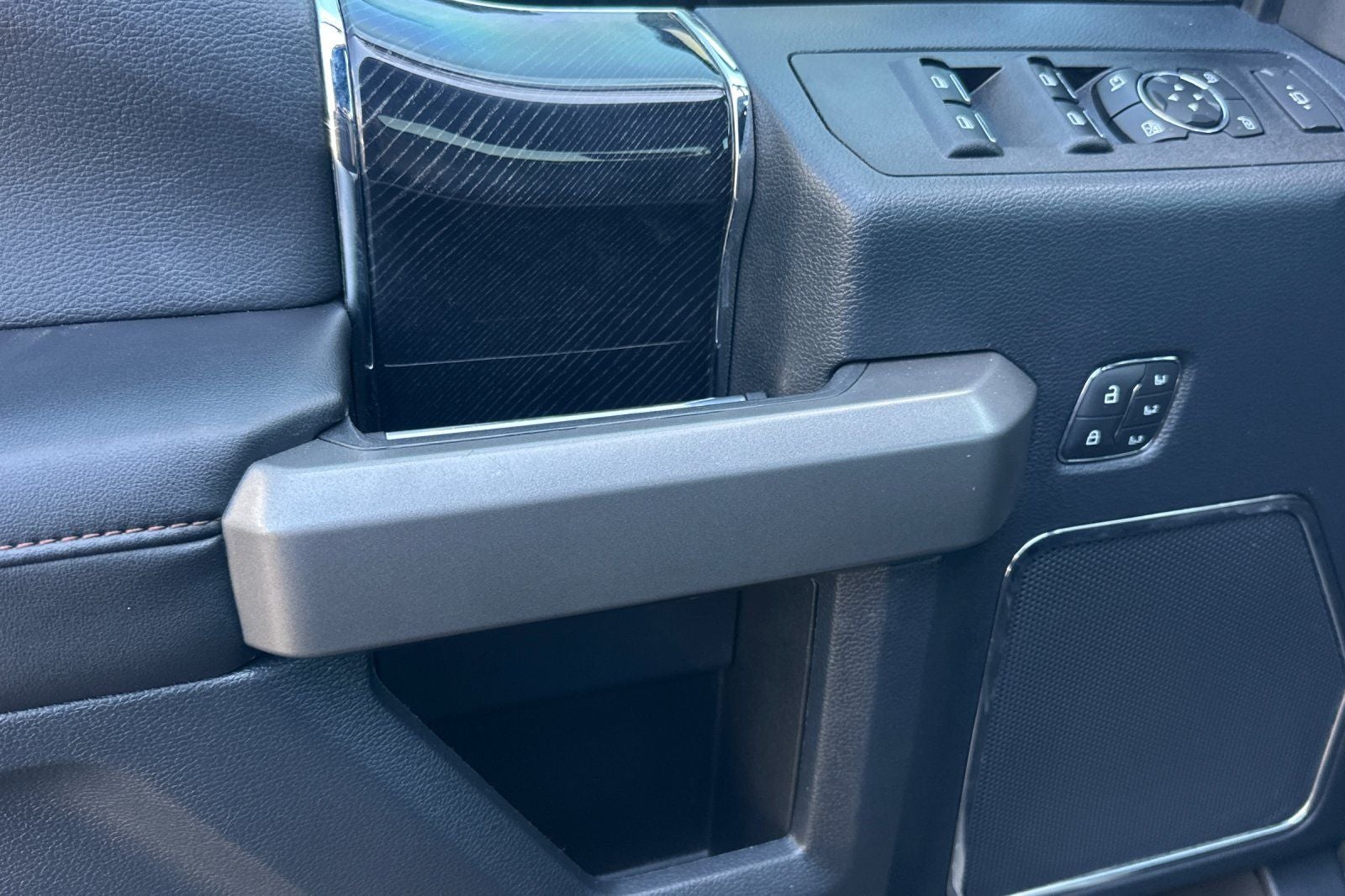 2022 Ford F-350SD Platinum