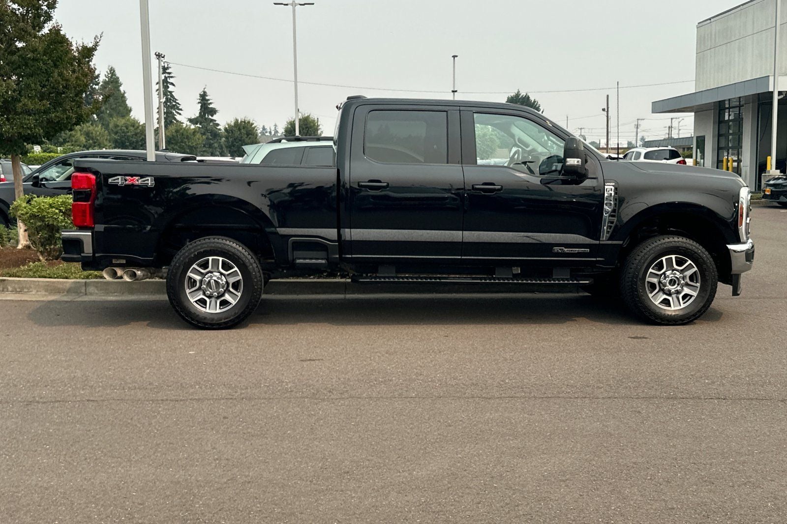 2025 Ford F-350SD Lariat
