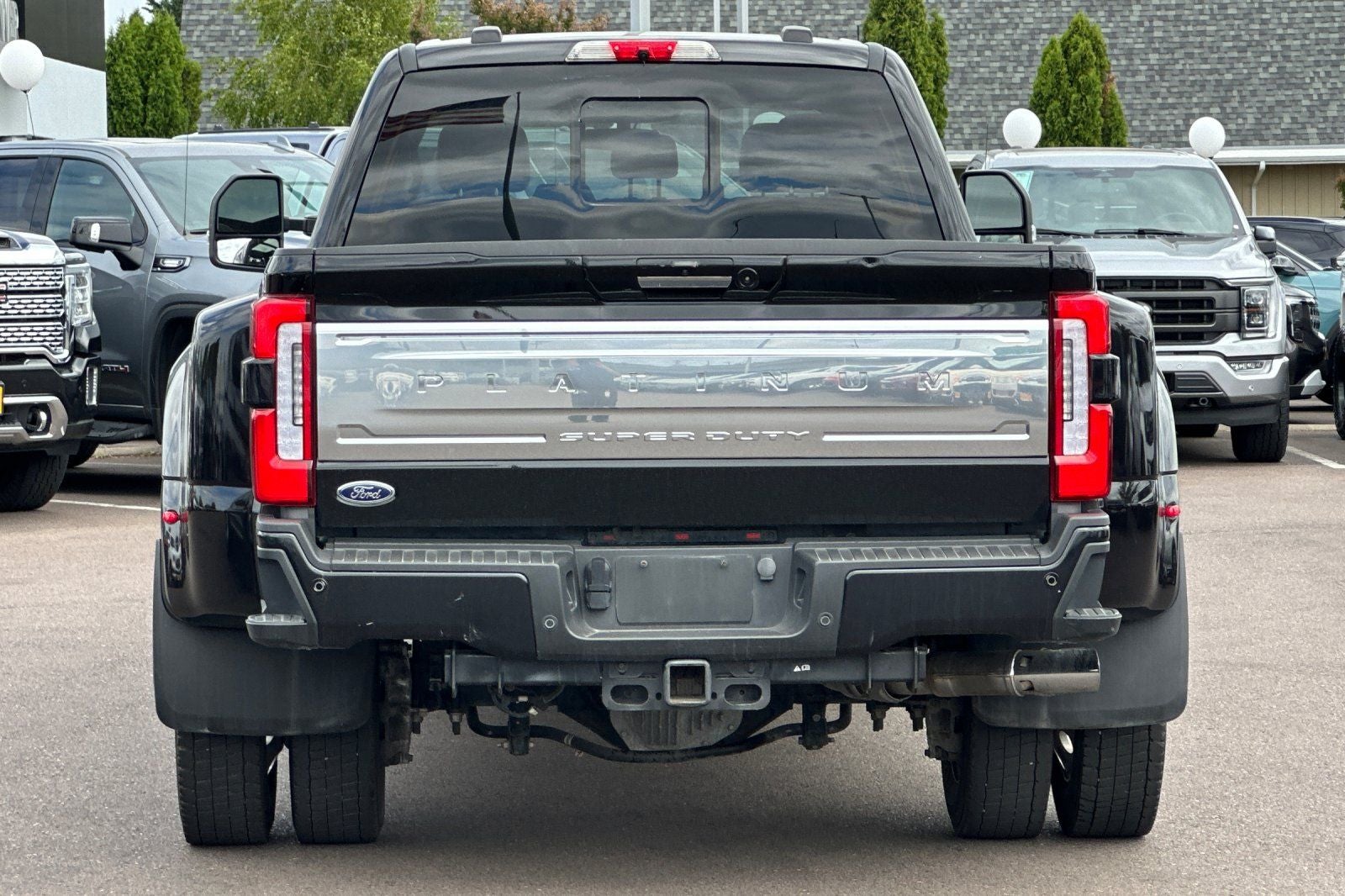 2023 Ford F-450SD Platinum