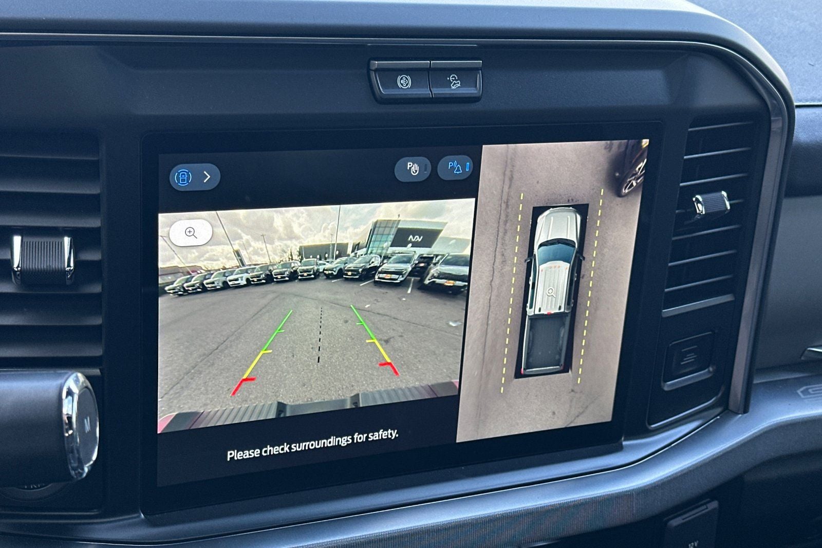 2025 Ford F-450 Platinum DRW