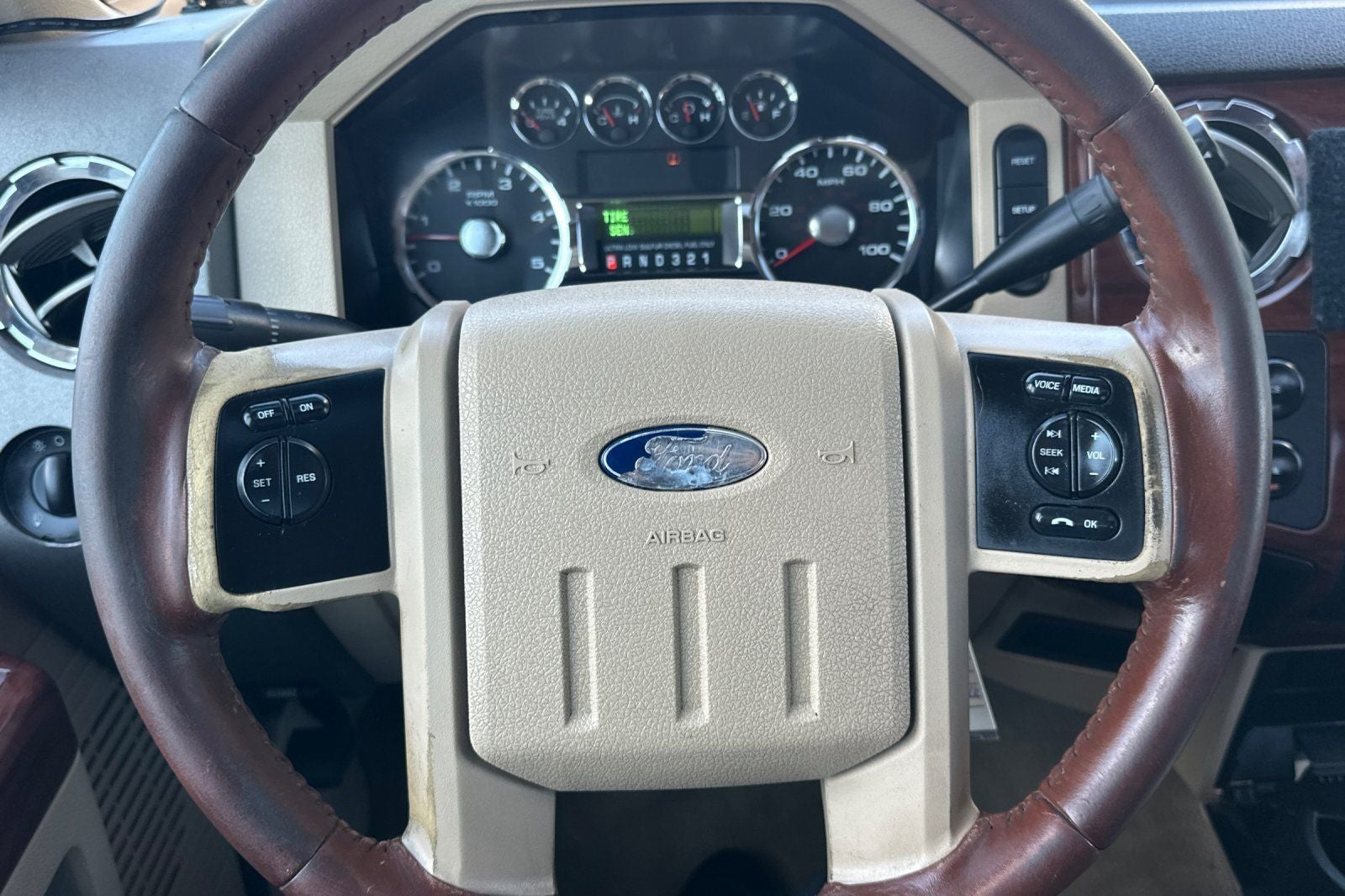 2009 Ford F-350SD Base