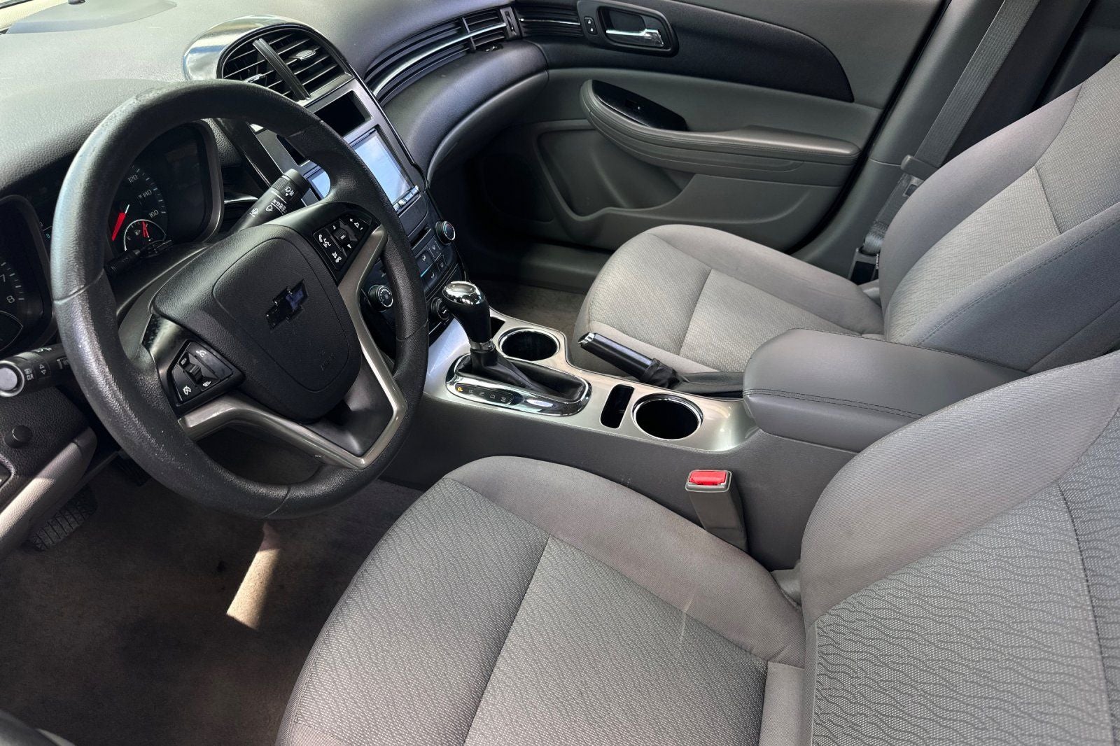 2015 Chevrolet Malibu LS 1FL