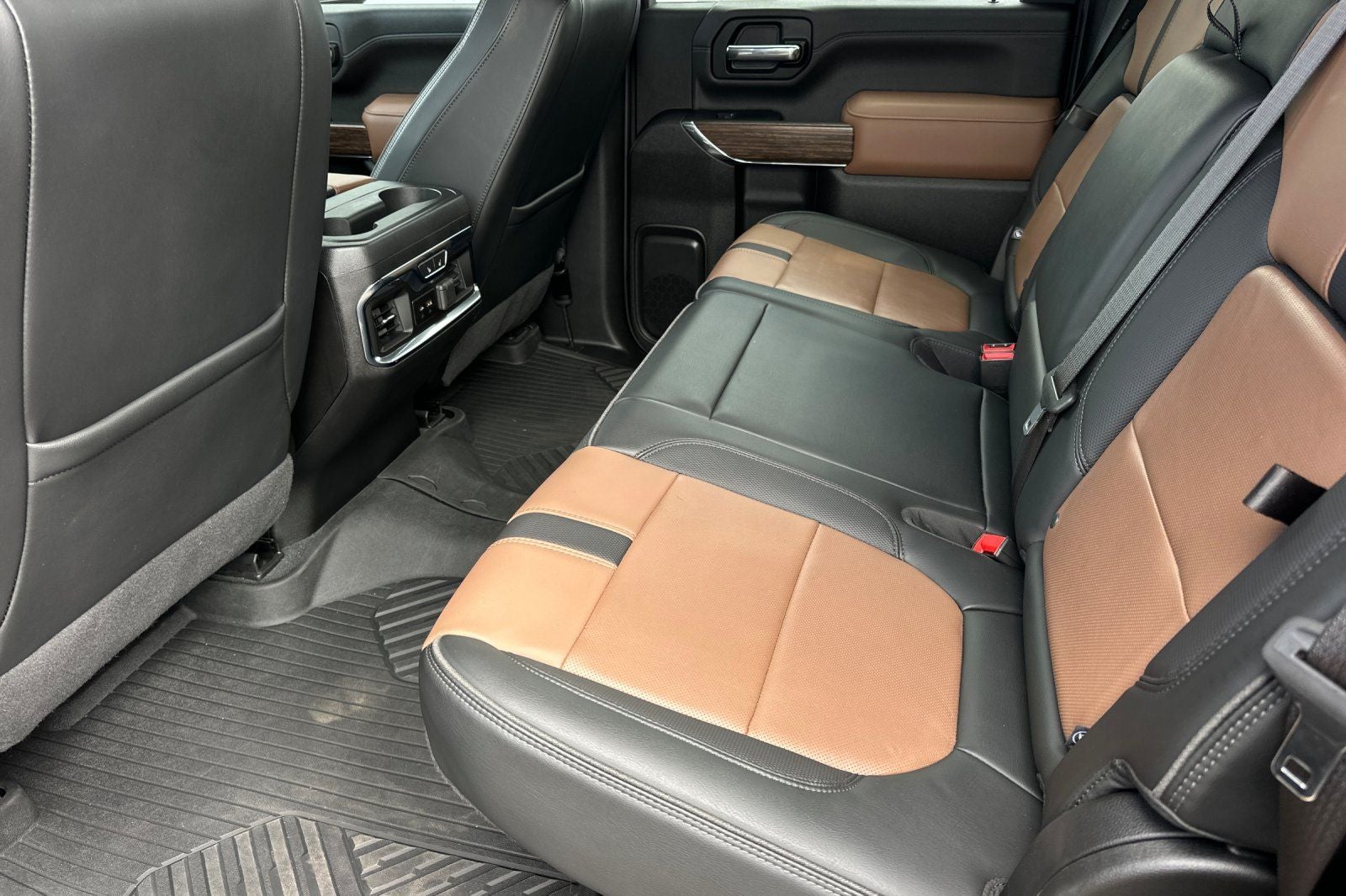 2023 Chevrolet Silverado 3500HD High Country