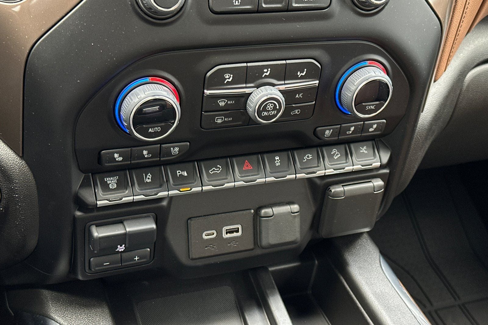 2023 Chevrolet Silverado 3500HD High Country