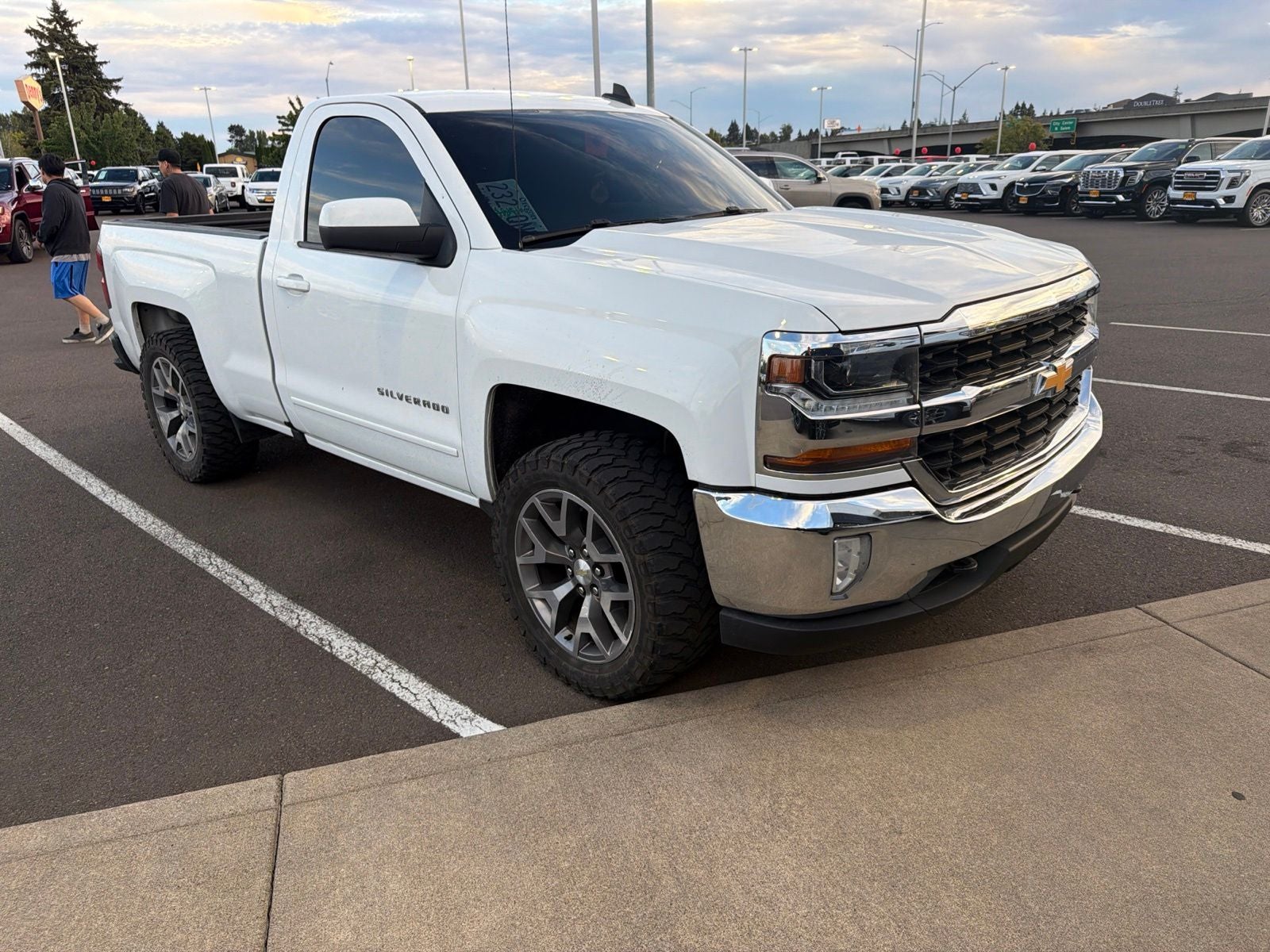 2017 Chevrolet Silverado 1500 LT LT1