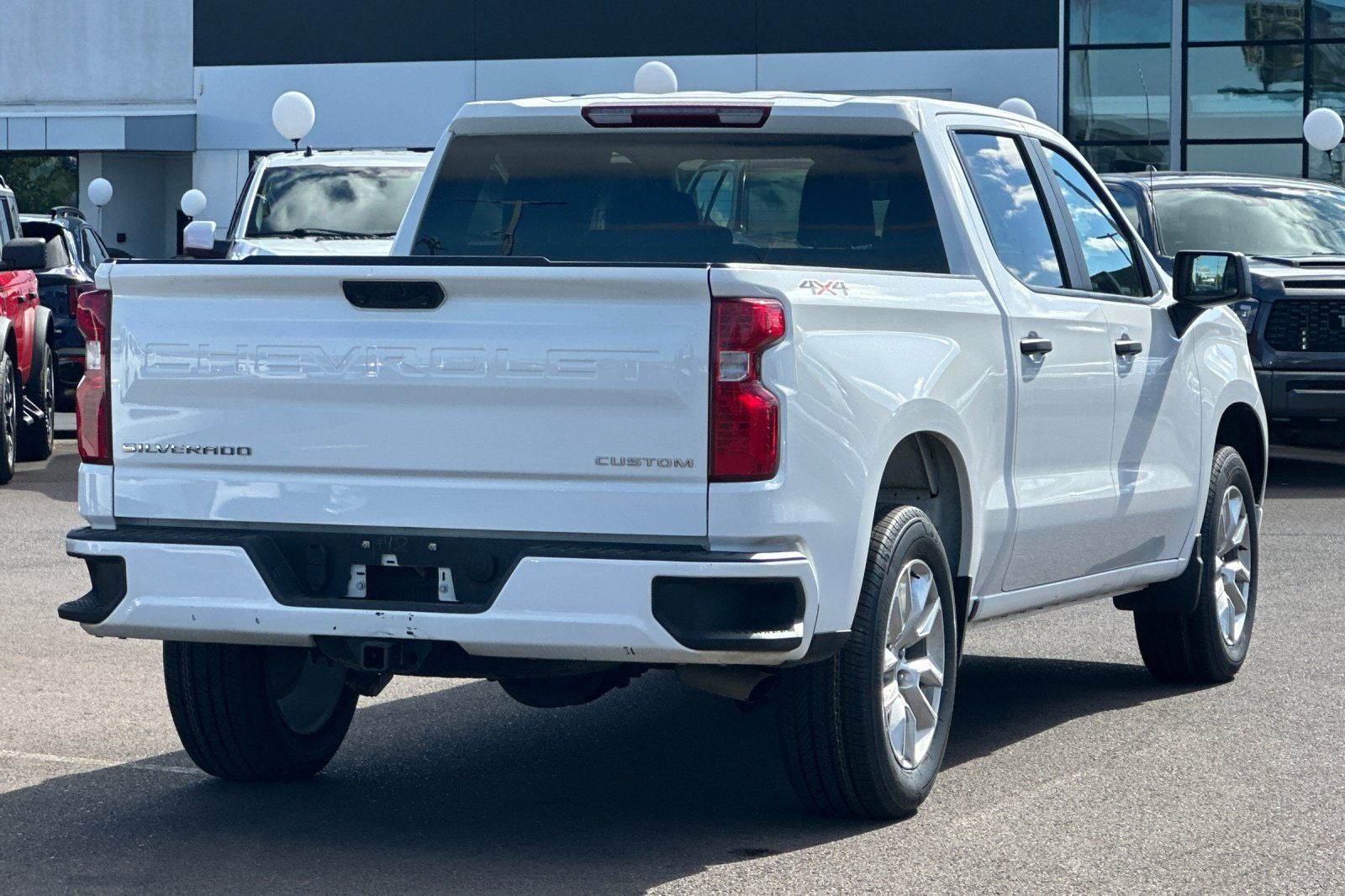 2024 Chevrolet Silverado 1500 Custom