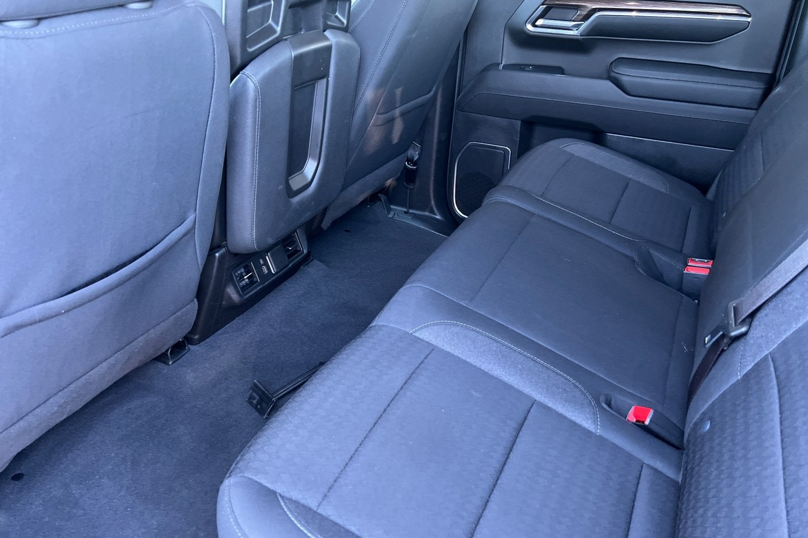 2024 Chevrolet Silverado 1500 LT LT1