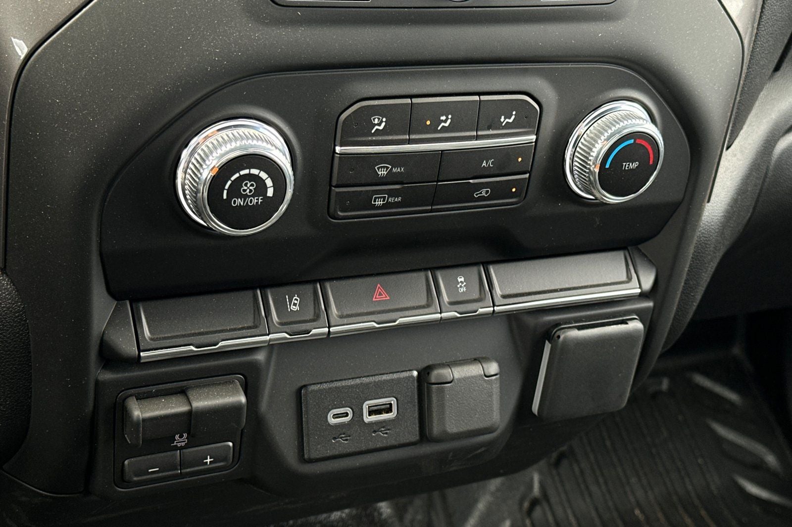 2026 GMC Sierra 3500HD Pro