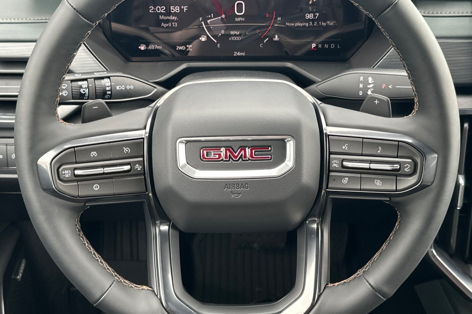 2026 GMC Acadia AT4