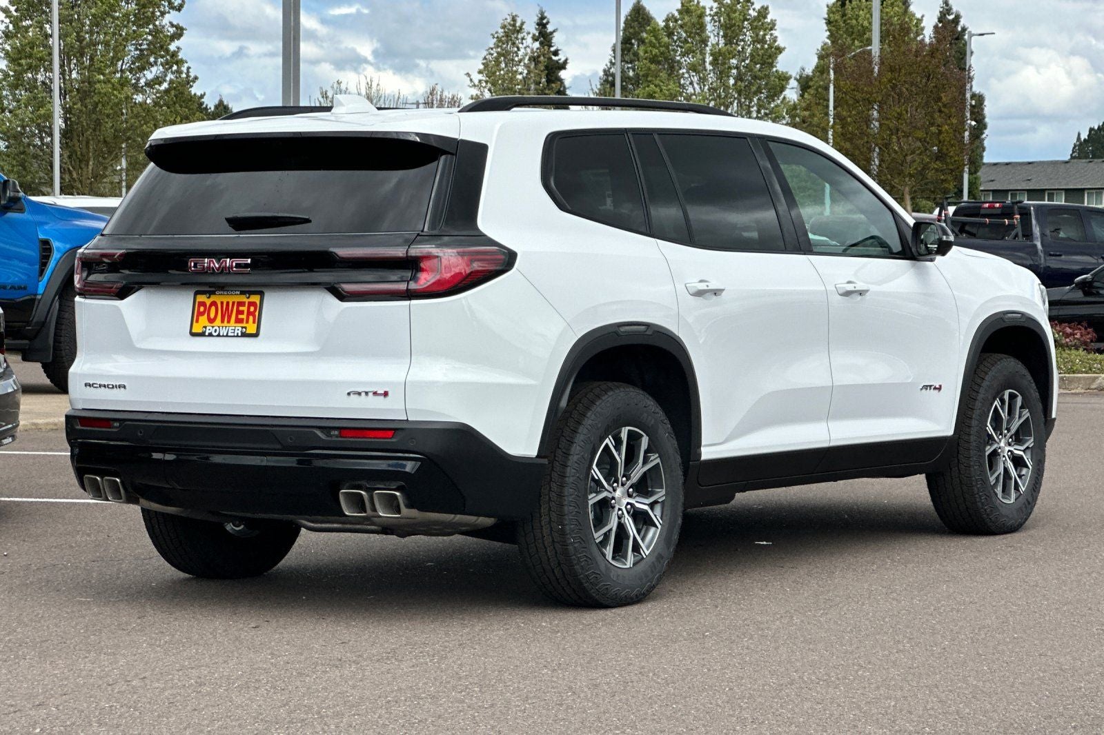 2026 GMC Acadia AT4