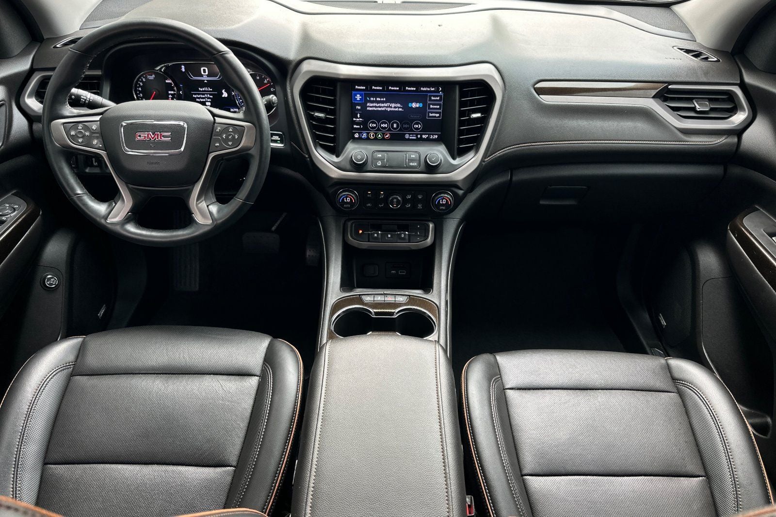 2023 GMC Acadia AT4