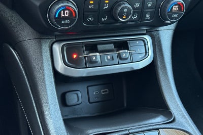 2022 GMC Acadia SLE