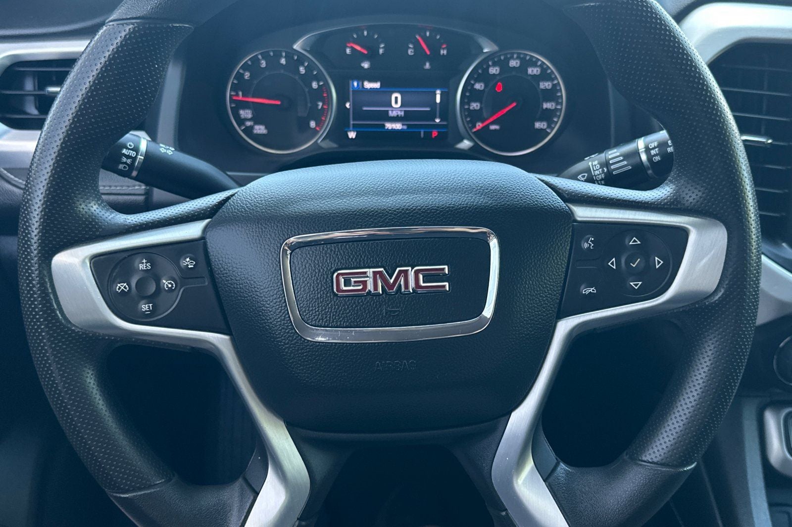 2022 GMC Acadia SLE