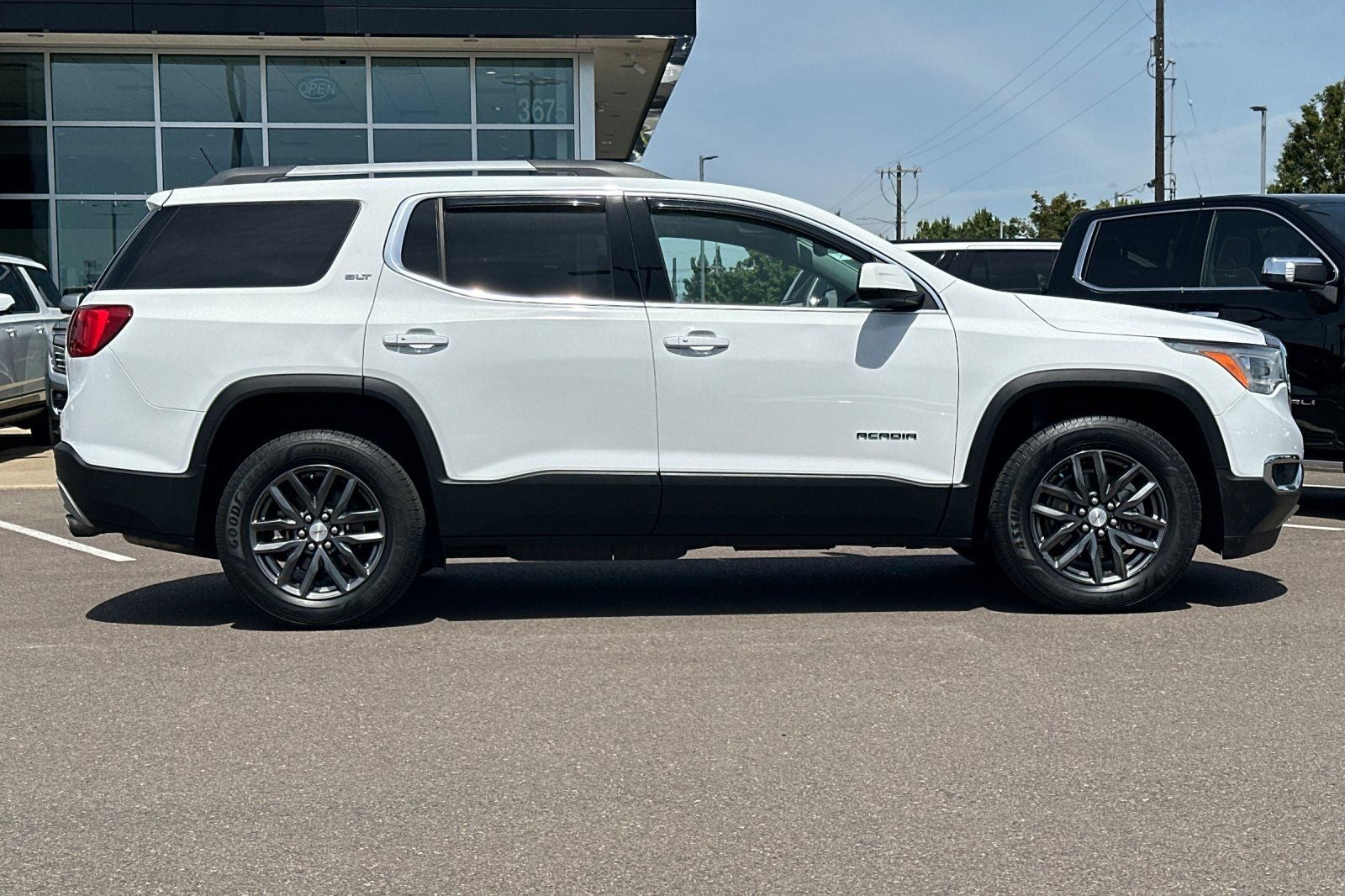 2019 GMC Acadia SLT-1
