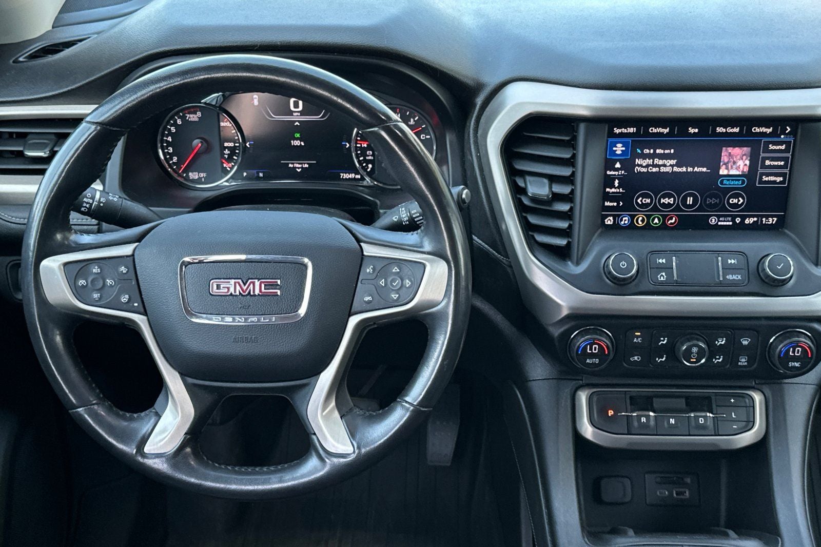2021 GMC Acadia Denali