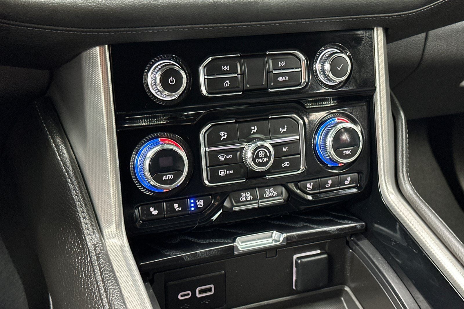 2023 GMC Yukon Denali