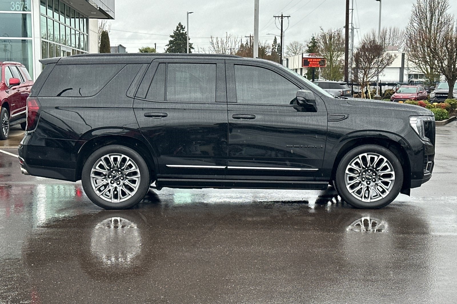 2023 GMC Yukon Denali Ultimate