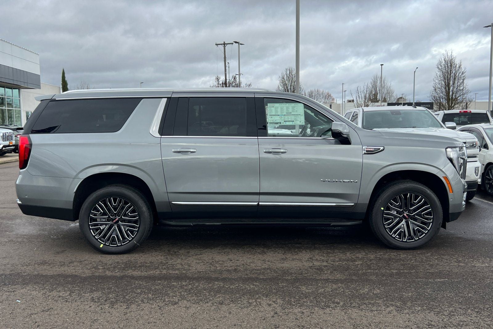 2026 GMC Yukon XL Elevation