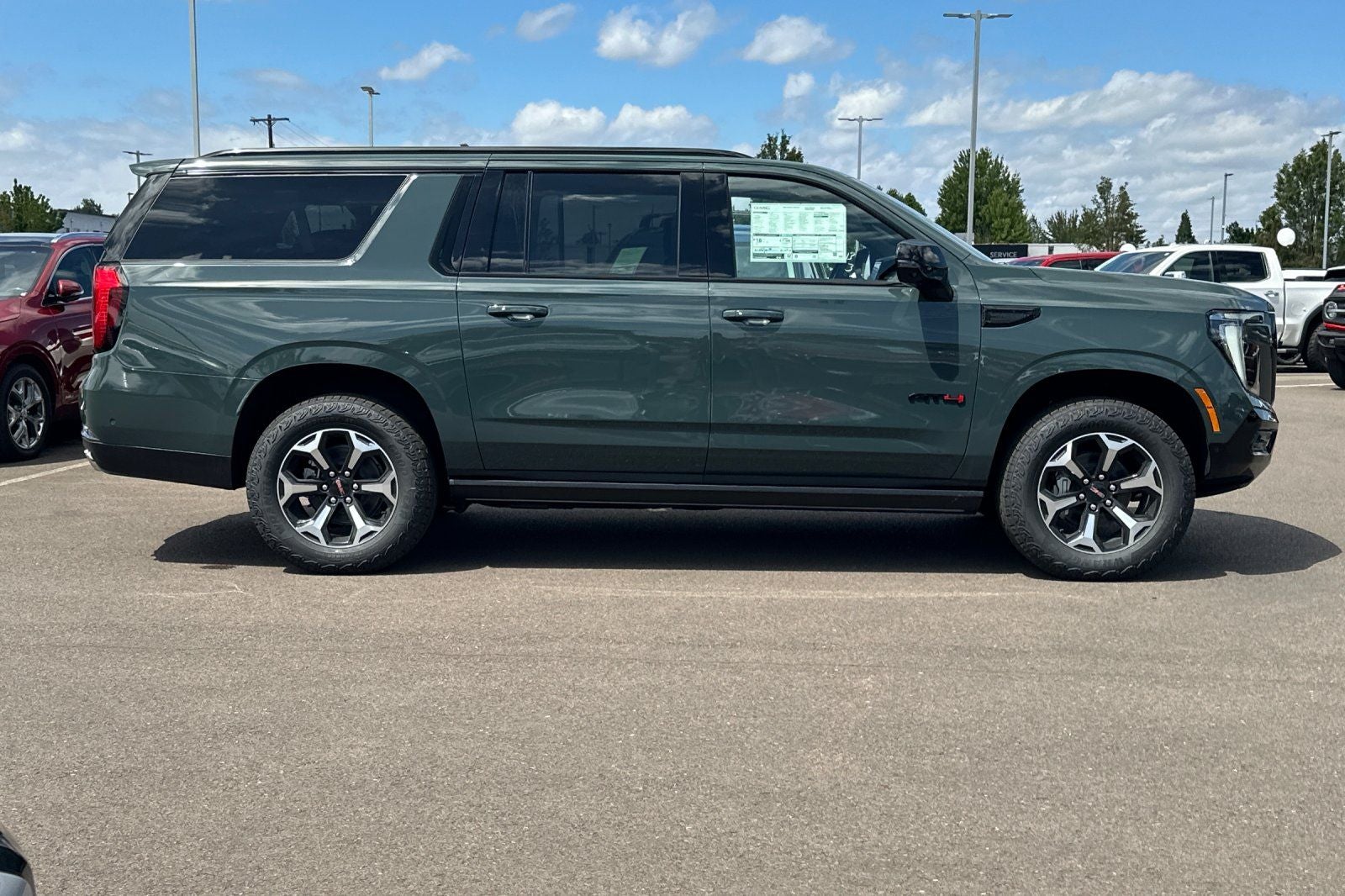 2026 GMC Yukon XL AT4