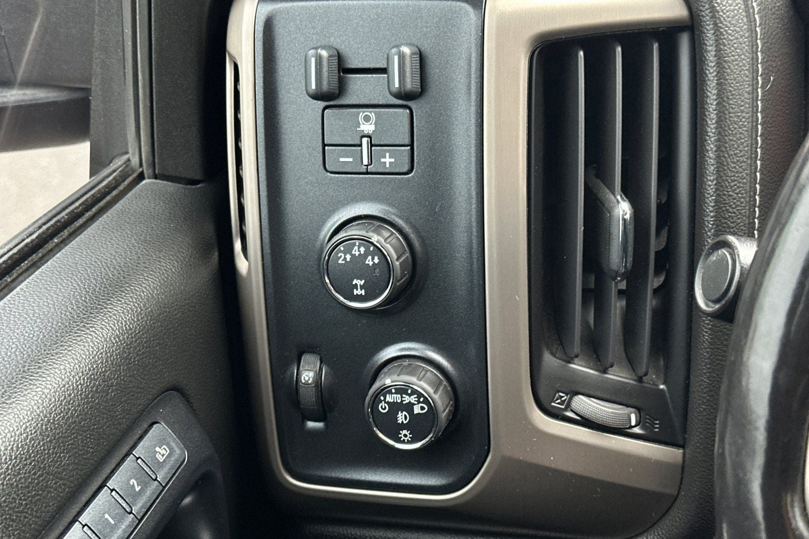 2015 GMC Sierra 2500HD Denali