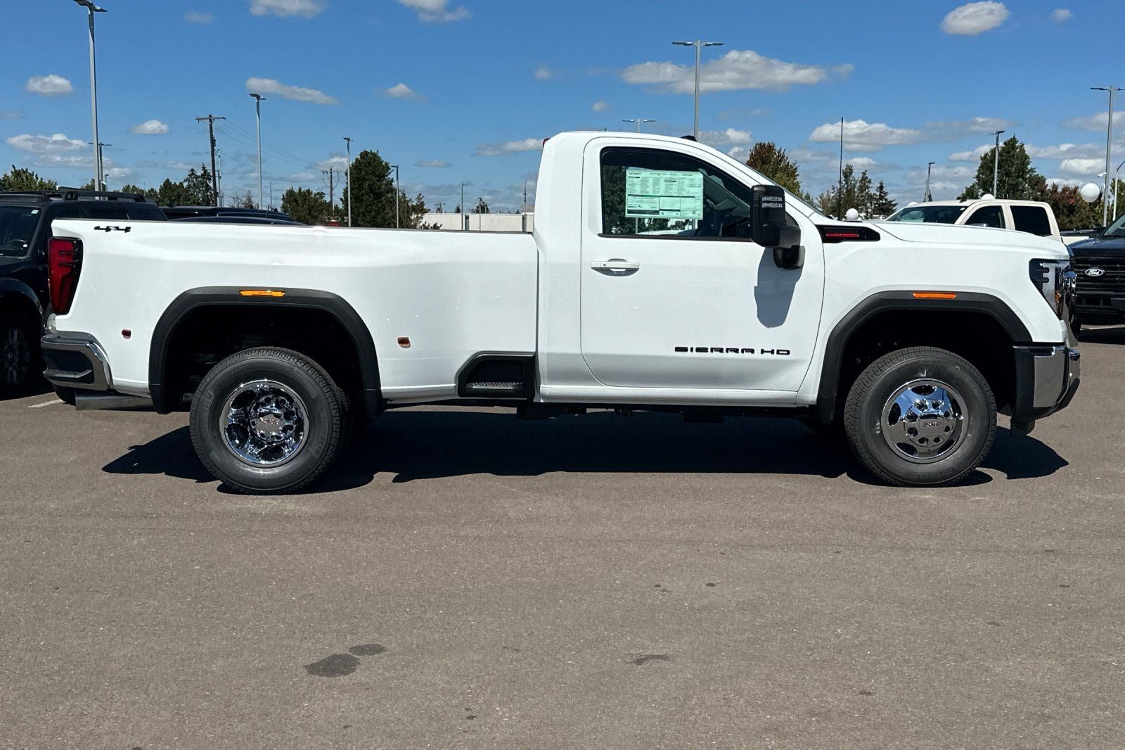 2026 GMC Sierra 3500HD SLE