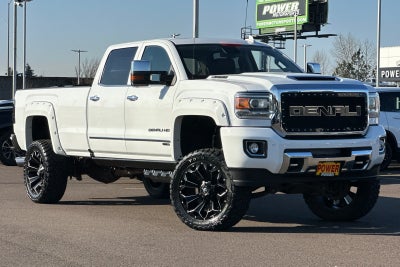 2017 GMC Sierra 3500HD Denali