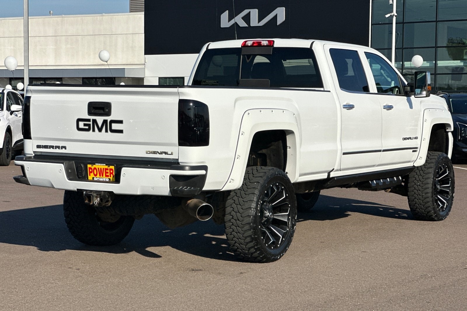 2017 GMC Sierra 3500HD Denali