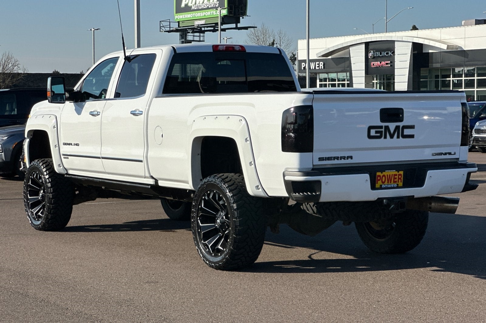 2017 GMC Sierra 3500HD Denali