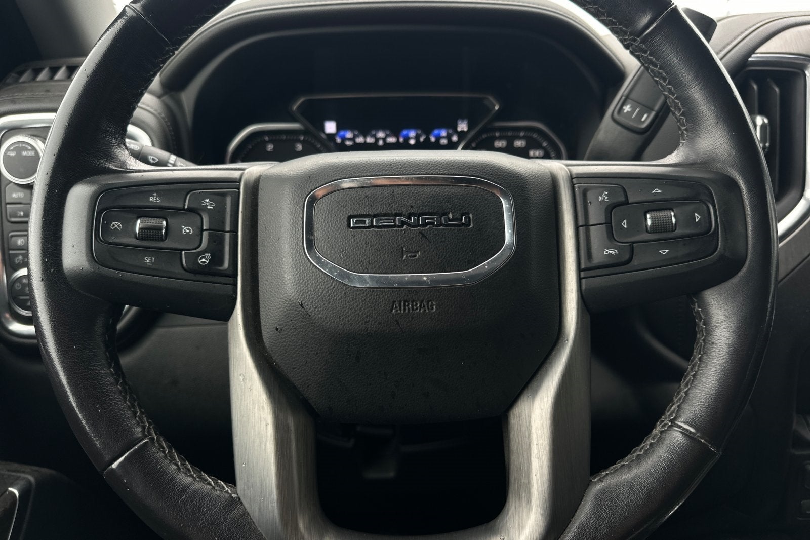2022 GMC Sierra 2500HD Denali