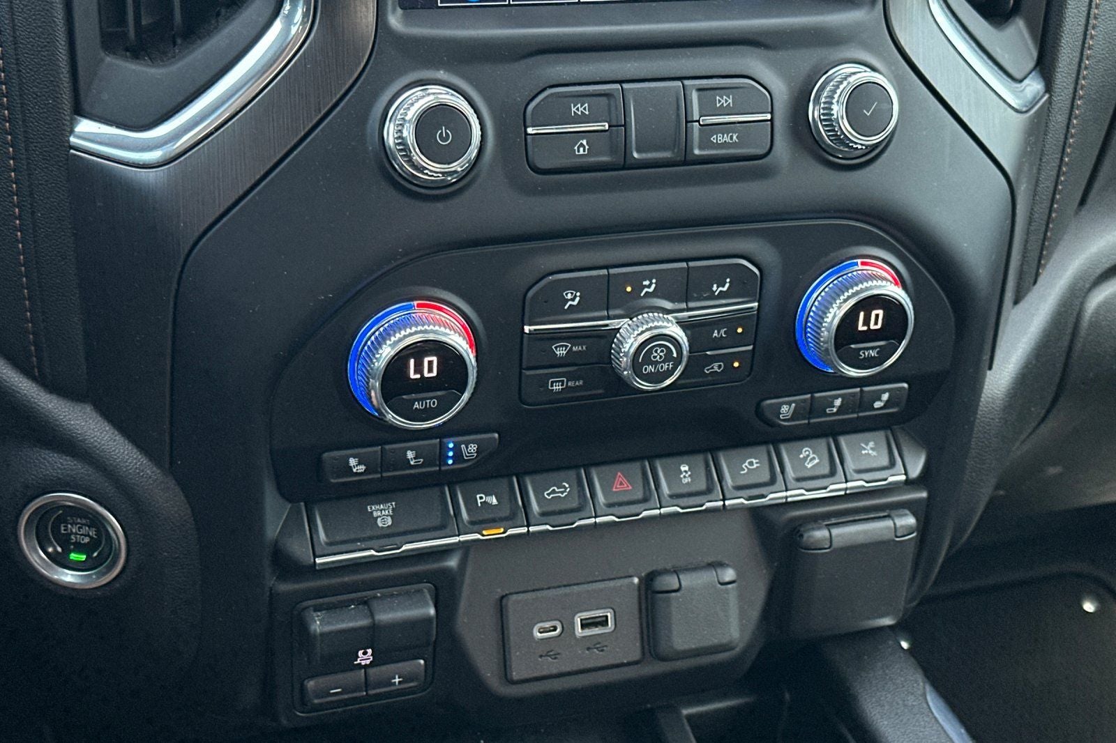 2022 GMC Sierra 3500HD AT4