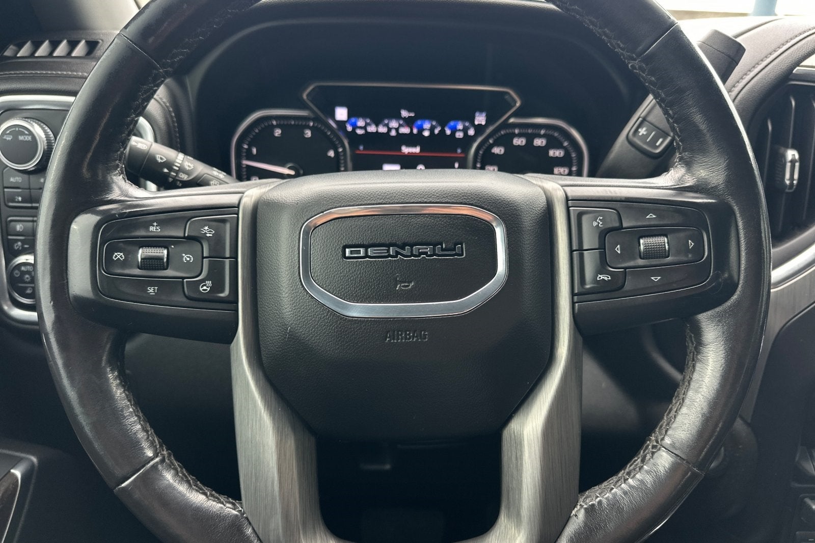 2022 GMC Sierra 3500HD Denali