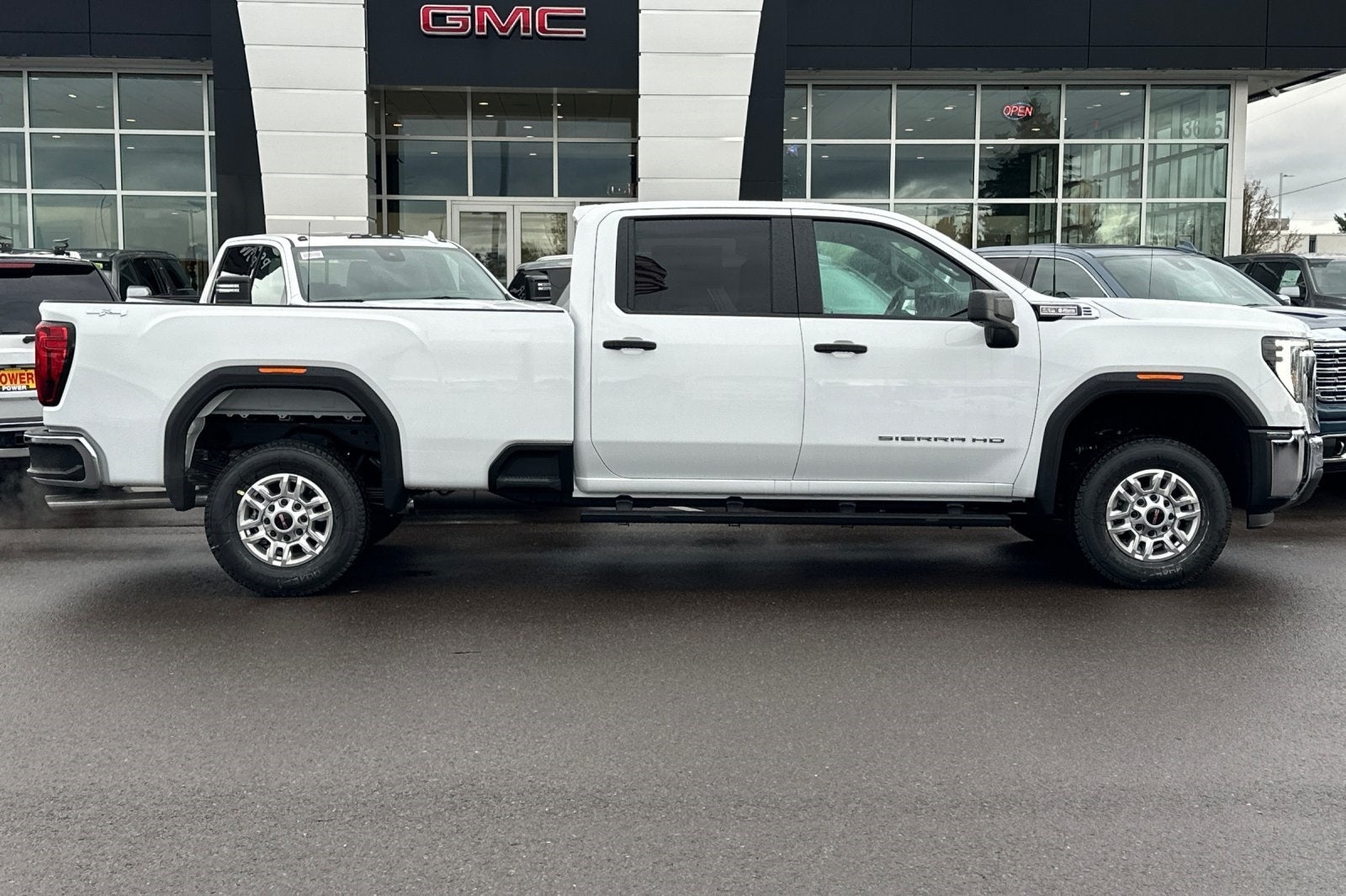 2026 GMC Sierra 2500HD Pro