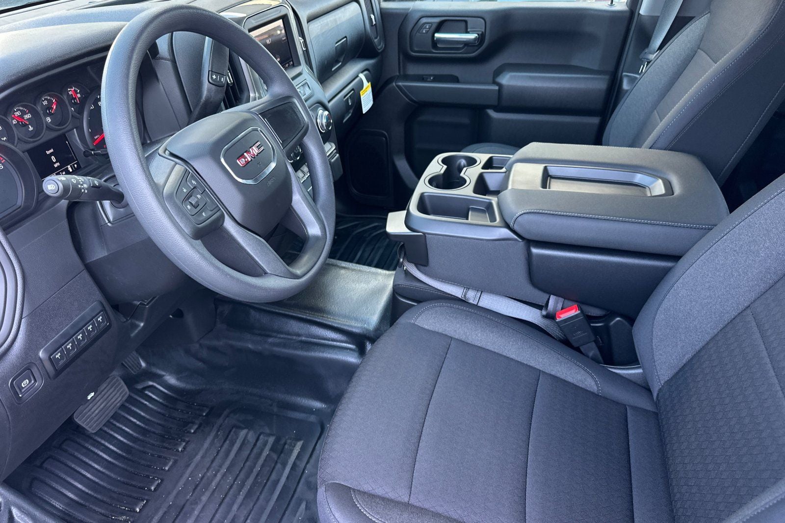 2026 GMC Sierra 2500HD Pro