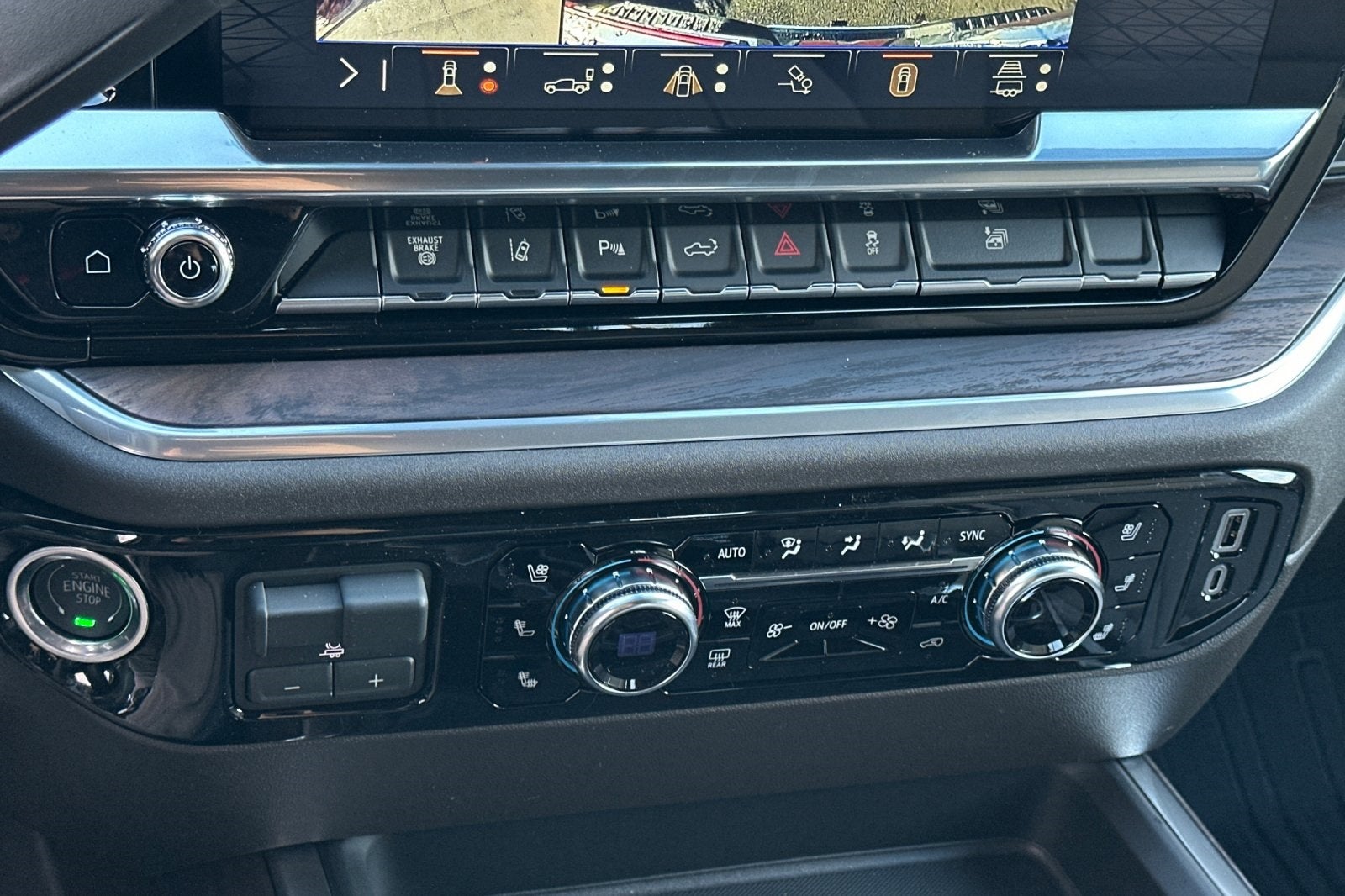 2026 GMC Sierra 2500HD SLT