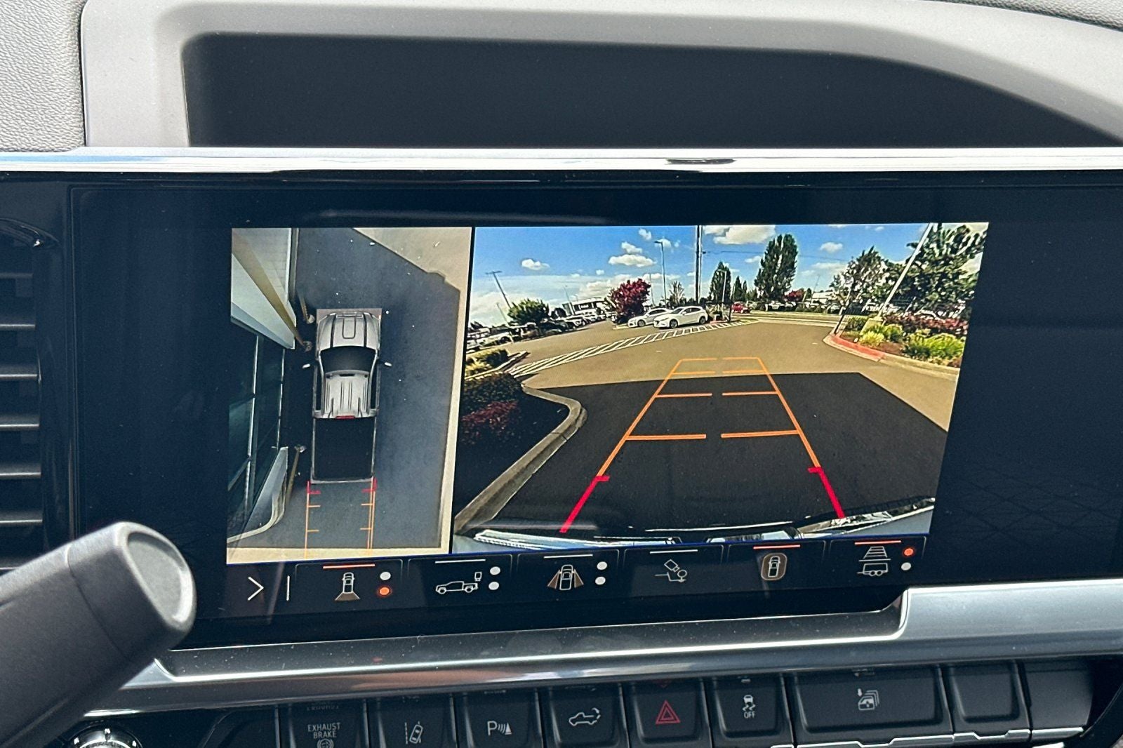 2026 GMC Sierra 2500HD SLT