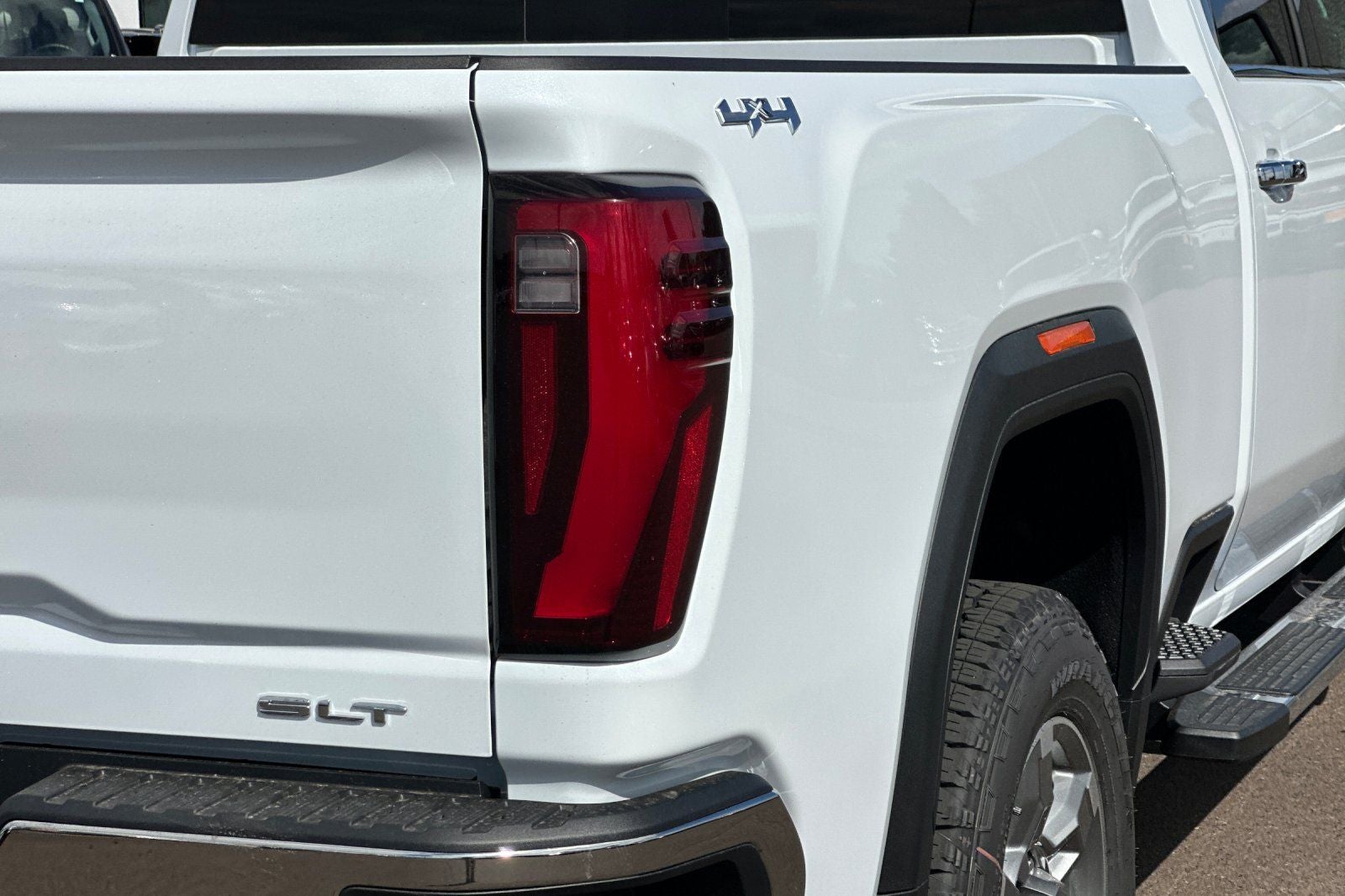 2026 GMC Sierra 2500HD SLT